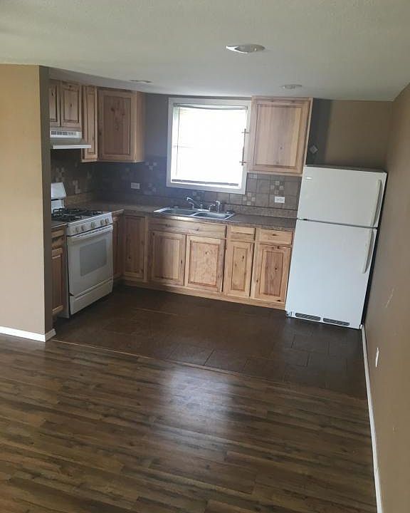 1st image of 400 N Public St
