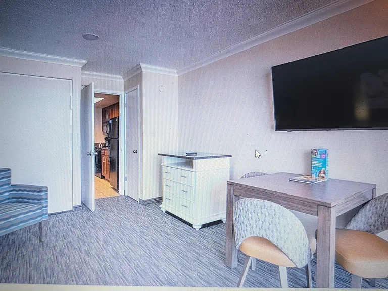 1105 S Ocean Blvd — Photo 8