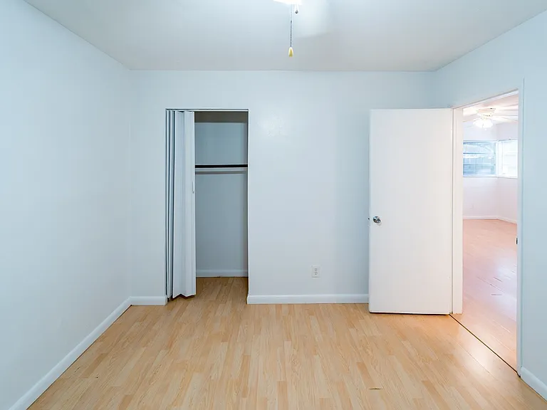 713-717-721 SW 13th Ave — Photo 39