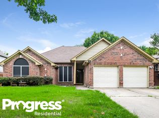545 Mercer St, Grand Prairie, TX 75052