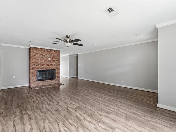 3rd image of 25823 Water Ridge Dr