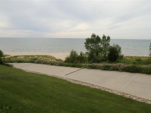 4th image of 7157 Windcliff Dr #7