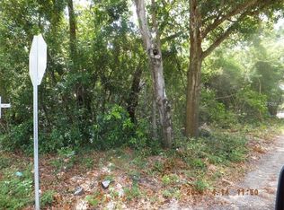 Wilmar Ave, Tarpon Springs, FL 34689