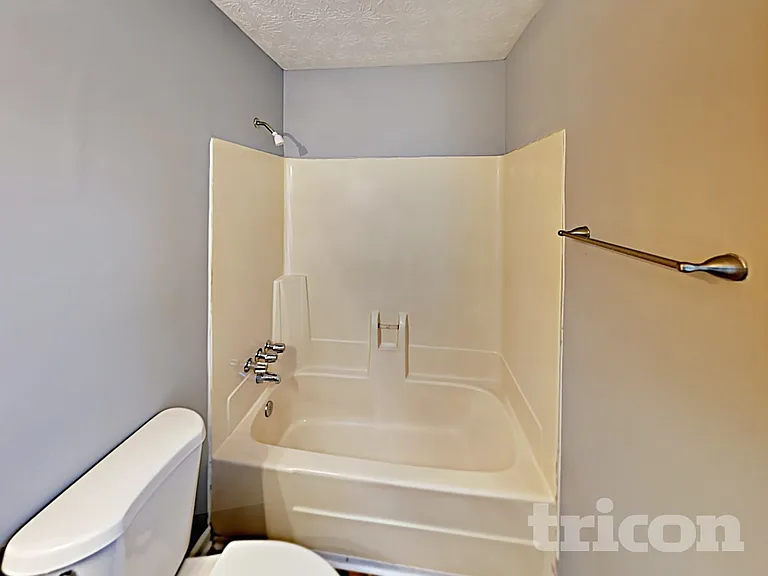3341 Goldenchain Dr — Photo 25