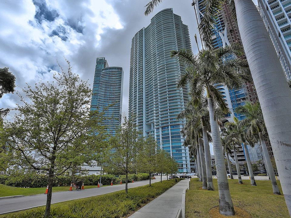 1st image of 900 Biscayne Blvd APT 5712