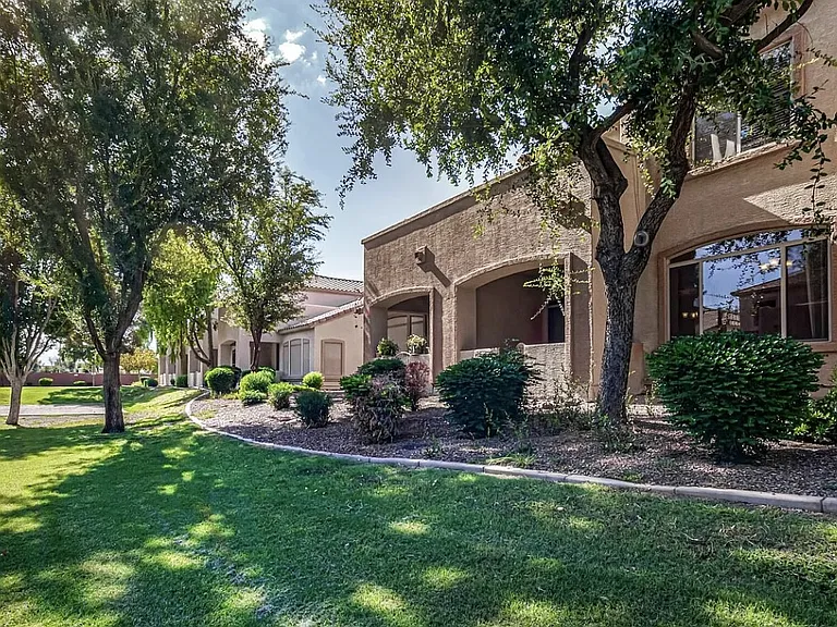 2600 E Springfield Pl — Photo 21