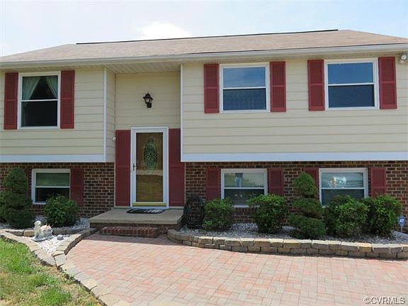2nd image of 6331 Queens Lace Cir