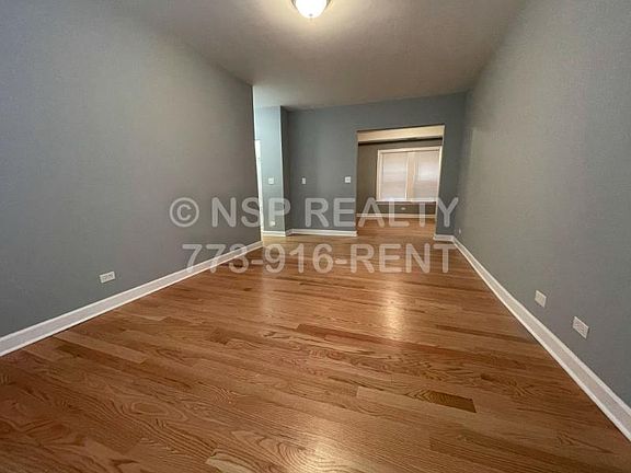 5th image of 1642 W Pratt Blvd #I