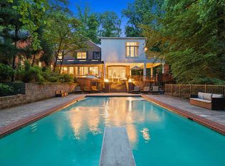 14 Keyser Woods Ct, Pikesville, MD 21208