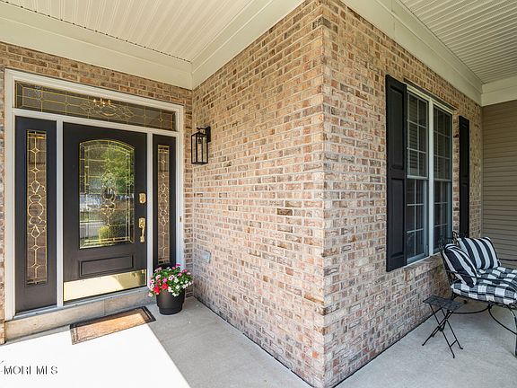 4th image of 44 Winged Foot Road