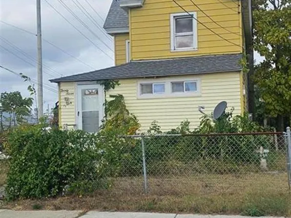 27 3rd St, Pleasantville, NJ 08232