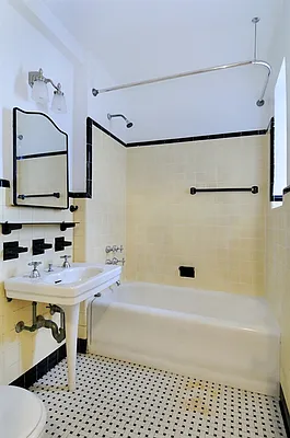 Rented by Corcoran | media 7