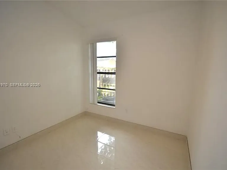 18954 NW 67th Pl #Townhouse 18954 — Photo 15