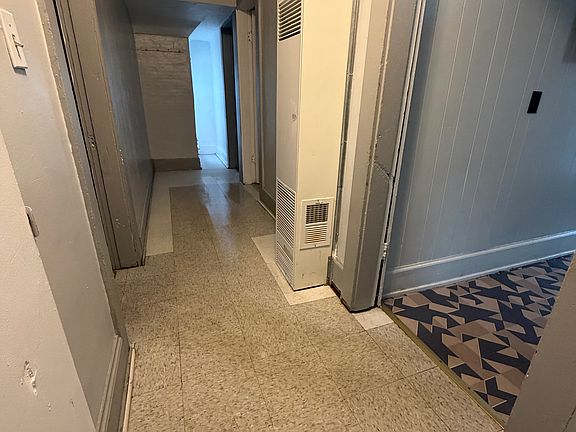 5th image of 719 W Eureka St #719.5