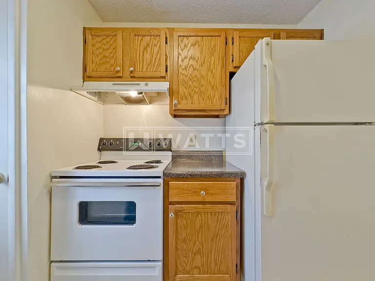1639 11th Pl S — Photo 32