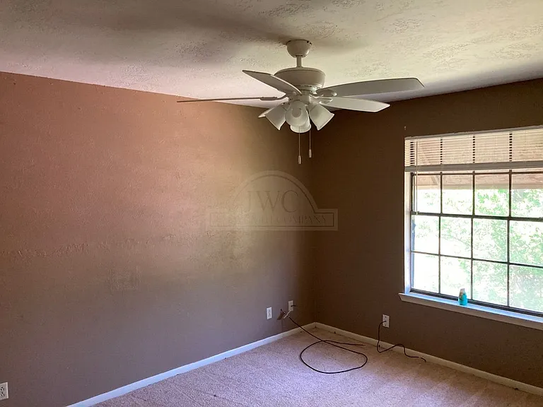 4502 Chase Cir — Photo 5