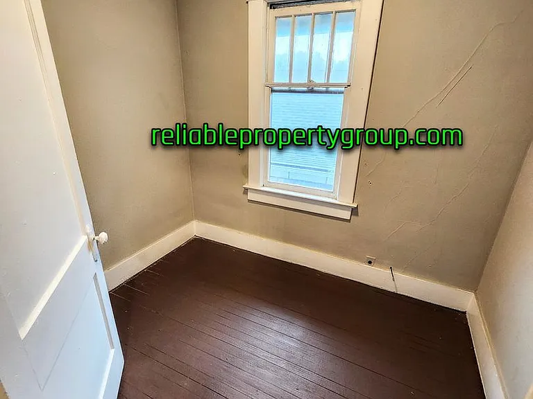 1720-1722 S Boots St — Photo 12
