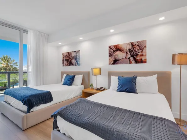 2602 E Hallandale Beach Blvd, Hallandale, FL