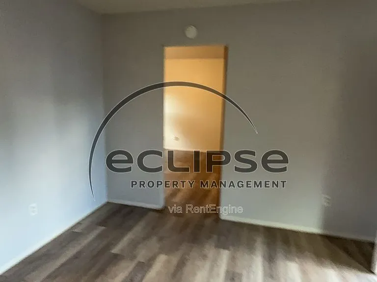 Summit View Apartments — Photo 62