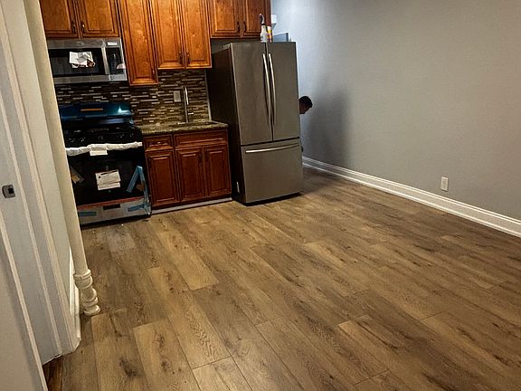 4th image of 6205 Palisade Ave #1R