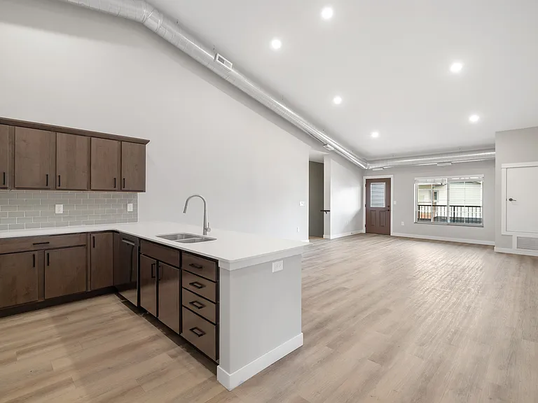 Independence Townhomes — Photo 19