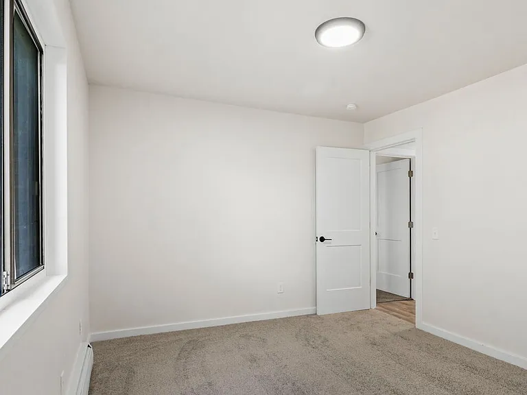 4934 Whitcomb Dr #7 — Photo 8