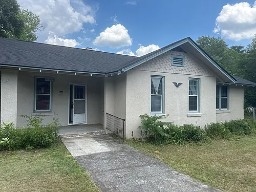1704 Johns Rd Photo 1