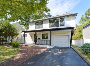 413 Terhune Ave, Paramus, NJ 07652