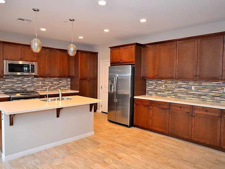 1005 Sea Glass Way — Photo 2