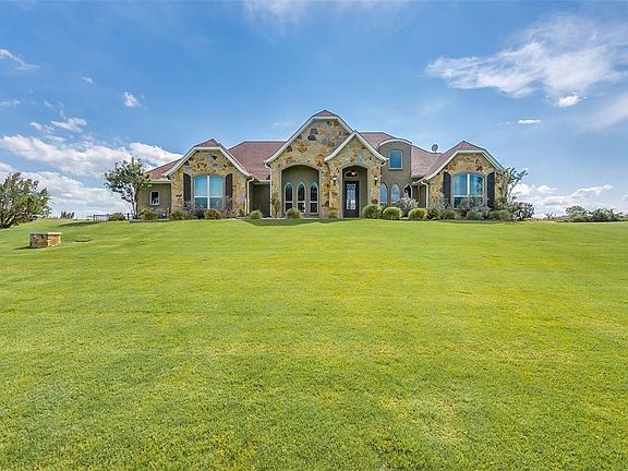 2nd image of 228 Pinnacle Peak Ln