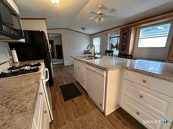 4th image of 270 Boston Post Road LOT 19