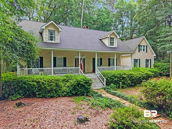 2nd image of 677 Colonial Dr
