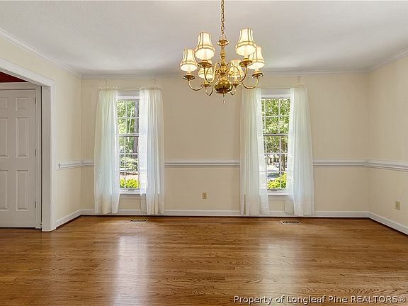 5th image of 2114 Brookwood Trl