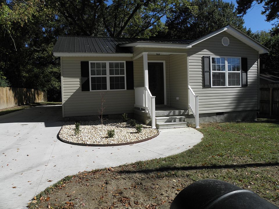 712 Cedar Street