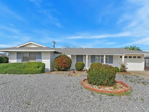 29518 Pebble Beach Dr, Menifee, CA 92586