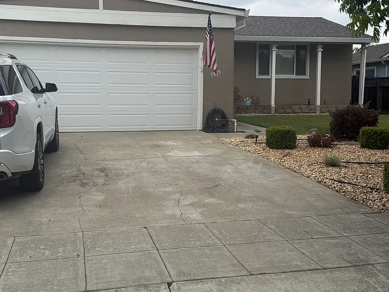 5829 Falon Way — Photo 2