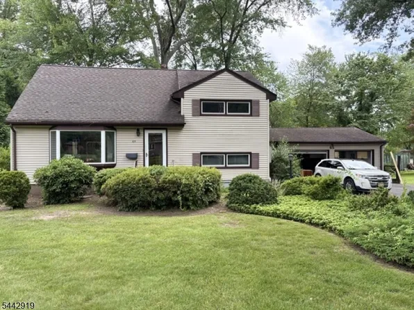 65 Leamoor Dr, Parsippany-Troy Hills Twp., NJ 07054