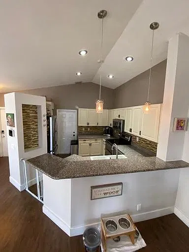 1549 Salerno Cir — Photo 2