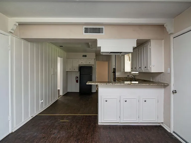 1604 Weiler Blvd — Photo 7