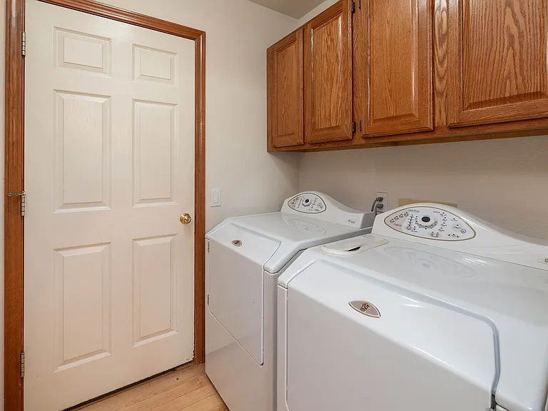 2341 NW Great Pl — Photo 16