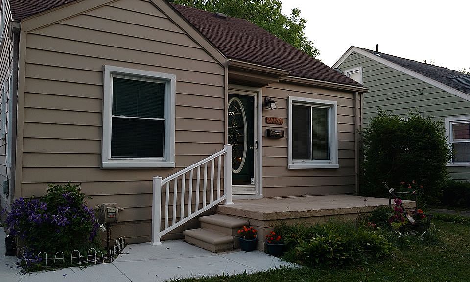 1st image of 2334 Rowland Ave