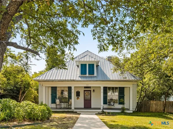 715 Belvin St, San Marcos, TX 78666