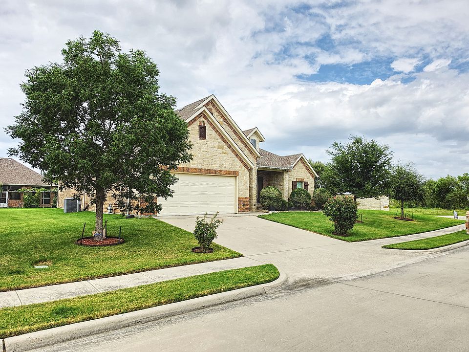 1st image of 1103 Saint Matthew Cir