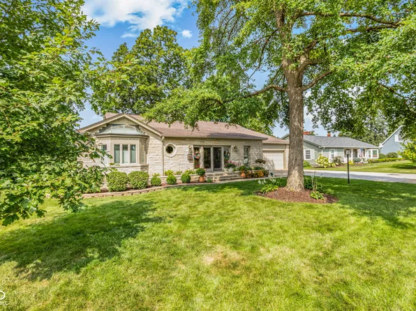 2218 Elmwood Dr, Lebanon, IN 46052