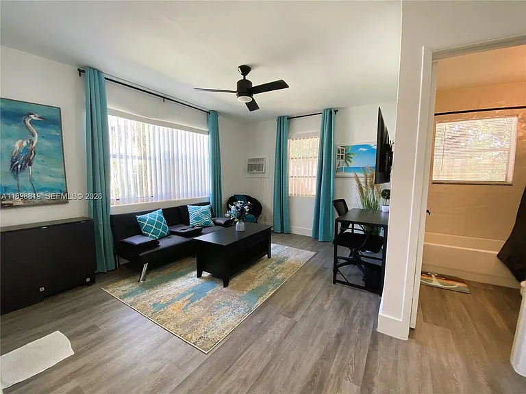 3208 Canal Dr #4 — Photo 13