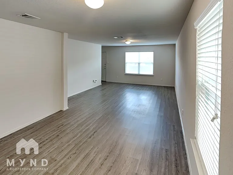 9535 Apple Ridge Ln — Photo 7