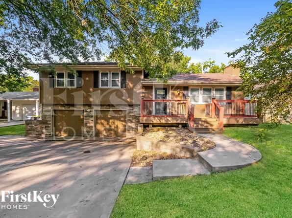 602 SW Williams St, Lees Summit, MO 64081