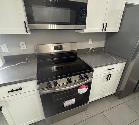 5th image of 23 Elmwood Ct