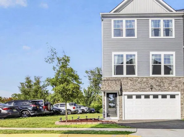 10537 Waterbury Woods Way, Manassas, VA 20112