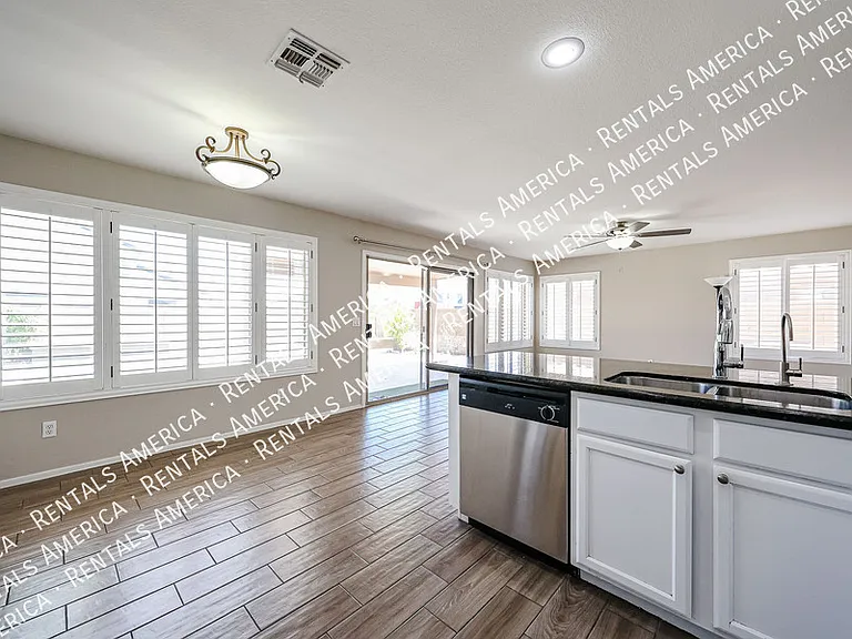 4616 E Summerhaven Dr — Photo 19
